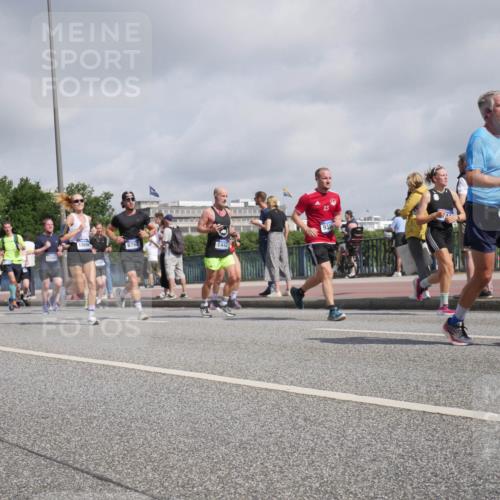 29.06.2025 - hella hamburg halbmarathon Luisa Fischer http://msf.ph/oto/8470771 29.06.2025 10:00:12 Kennedybrücke 1248, 18666, 6762, 1442, 23, 9319, 171, 1030, 1086, 1327, 1442, 2025, 2119, 2855, 3093, 3103, 4261, 4558, 5018, 5024, 5744, 6720, 6762, 6795, 6942, 7259, 7397, 7930, 7932, 8447, 9060, 9316, 10133, 10191, 10192, 10215, 10549 meine-sportfotos.de