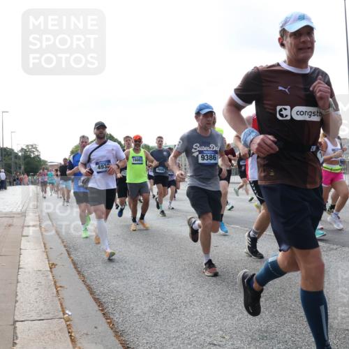 29.06.2025 - hella hamburg halbmarathon Lena Gebhardt http://msf.ph/oto/8470802 29.06.2025 09:55:33 Lombardsbrücke 4932, 16003, 9386, 1, 45, 1, 45, 238, 09, 1120, 1143, 1151, 1200, 1461, 1630, 1683, 1696, 1706, 1884, 1976, 2207, 2274, 2284, 2287, 2411, 2706, 2708, 2718, 2884, 3087, 3213, 3258, 3399, 3435, 3654, 3692, 3747, 3945, 3985, 4033, 4088, 4093, 4121, 4127, 4189, 4324, 4345, 4601, 4847, 4890, 4938, 5102, 5421, 5459, 5638, 5708, 5915, 6009, 6027, 6054, 6158, 6421, 6481, 6532, 6662, 6691, 6836, 6938, 6994, 7052, 7269, 7312, 7659, 8371, 8437, 8693, 8889, 9031, 9159, 9869, 9931 meine-sportfotos.de