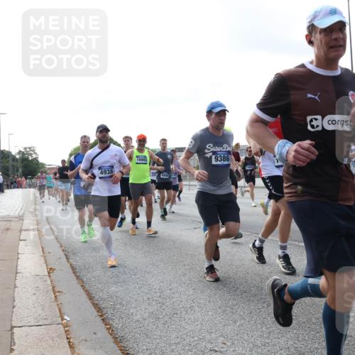 29.06.2025 - hella hamburg halbmarathon Lena Gebhardt http://msf.ph/oto/8470841 29.06.2025 09:55:33 Lombardsbrücke 4938, 16003, 4890, 9386, 145, 1, 4, 16, 1120, 1143, 1151, 1200, 1461, 1630, 1683, 1696, 1706, 1884, 1976, 2207, 2274, 2284, 2287, 2411, 2706, 2708, 2718, 2884, 3087, 3213, 3258, 3399, 3435, 3654, 3692, 3747, 3945, 3985, 4033, 4088, 4093, 4121, 4127, 4189, 4324, 4345, 4601, 4847, 4890, 4938, 5102, 5421, 5459, 5638, 5708, 5915, 6009, 6027, 6054, 6158, 6421, 6481, 6532, 6662, 6691, 6836, 6938, 6994, 7052, 7269, 7312, 7659, 8371, 8437, 8693, 8889, 9031, 9159, 9869, 9931 meine-sportfotos.de