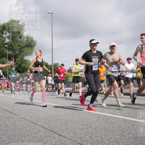 29.06.2025 - hella hamburg halbmarathon Luisa Fischer http://msf.ph/oto/8471043 29.06.2025 10:00:23 Kennedybrücke 20, 9994, 2025, 18394, 1797, 18396, 7930, 793, 1030, 1094, 1193, 1422, 2025, 2138, 2444, 3048, 3096, 3698, 3999, 5021, 5633, 5820, 5907, 6374, 6720, 6942, 7134, 7221, 7930, 7932, 8172, 8413, 9214, 9739, 9791, 9994, 10215, 10368, 10376, 10860 meine-sportfotos.de