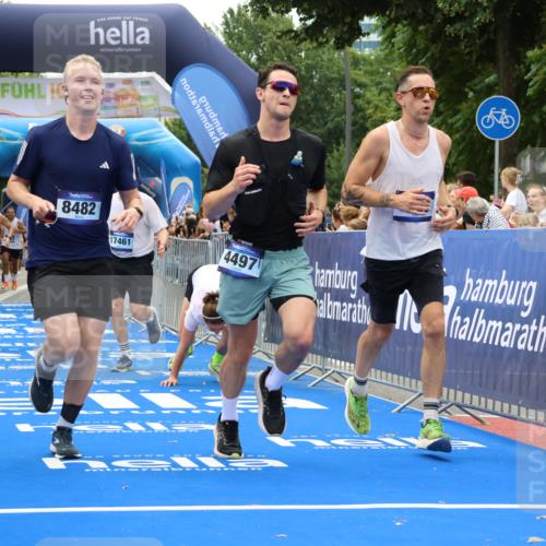 29.06.2025 - hella hamburg halbmarathon Strokosch-Dieckow http://msf.ph/oto/8471099 29.06.2025 10:46:31 Ziel 1920, 2222, 2842, 4237, 4497, 5459, 6421, 6978, 8482, 8981, 9051, 9232, 9386, 9529, 9786, 12891, 13525, 13554, 14045, 14228, 14482, 15026, 15133, 15157, 15206, 15714, 17281, 17461, 18297, 18882, 19209 meine-sportfotos.de