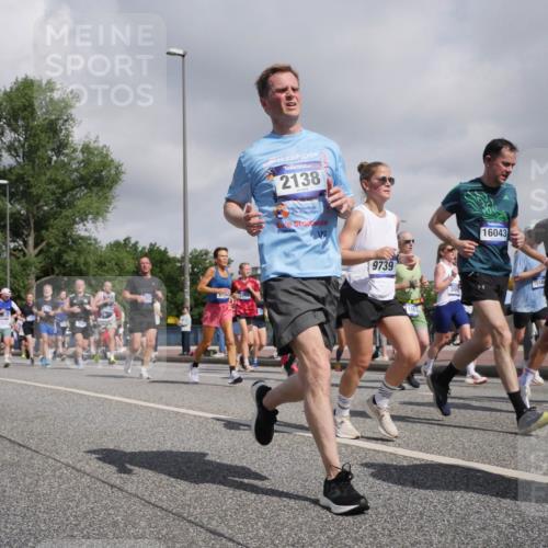29.06.2025 - hella hamburg halbmarathon Luisa Fischer http://msf.ph/oto/8471139 29.06.2025 10:00:27 Kennedybrücke 2138, 9739, 16043, 1143, 309, 15146, 160, 1539, 1094, 1193, 1320, 1321, 1422, 2138, 2252, 2444, 2946, 3048, 3058, 3096, 3698, 3999, 5032, 5633, 5820, 5907, 6374, 6569, 7134, 7221, 7742, 7952, 8172, 8413, 8973, 9214, 9227, 9739, 9994, 10368, 10376, 10860 meine-sportfotos.de