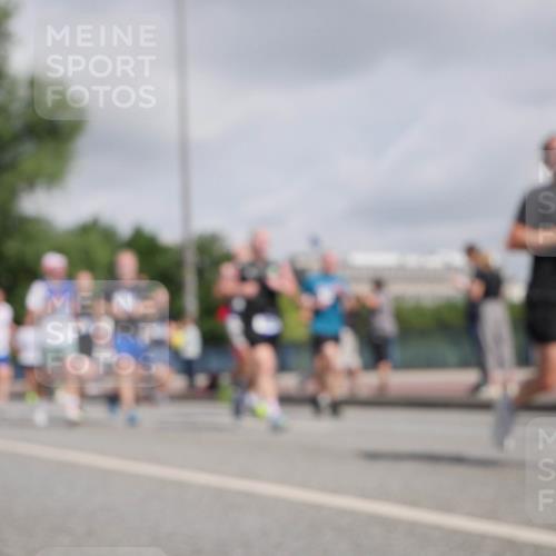 29.06.2025 - hella hamburg halbmarathon Luisa Fischer http://msf.ph/oto/8471192 29.06.2025 10:00:29 Kennedybrücke 1094, 1193, 1320, 1321, 1422, 2252, 2444, 2946, 3048, 3058, 3096, 3698, 3999, 4379, 5032, 5633, 5907, 6374, 6569, 6776, 7134, 7742, 7952, 8172, 8973, 9214, 9227, 9739, 10368, 10376, 10860 meine-sportfotos.de