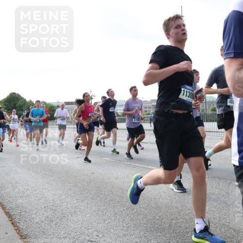 29.06.2025 - hella hamburg halbmarathon Lena Gebhardt http://msf.ph/oto/8471216 29.06.2025 09:55:35 Lombardsbrücke 11356, 1479, 1479, 2708, 11309, 48, 1120, 1143, 1151, 1200, 1267, 1461, 1630, 1683, 1696, 1706, 1884, 1976, 2207, 2274, 2284, 2287, 2411, 2706, 2708, 2718, 2884, 3087, 3213, 3258, 3399, 3435, 3654, 3692, 3747, 3945, 3985, 4033, 4088, 4093, 4121, 4127, 4189, 4324, 4345, 4601, 4847, 4890, 4938, 5102, 5421, 5459, 5708, 5915, 6009, 6027, 6054, 6158, 6421, 6481, 6532, 6662, 6691, 6836, 6938, 6994, 7052, 7056, 7269, 7312, 8371, 8437, 8693, 8889, 9159, 9931 meine-sportfotos.de