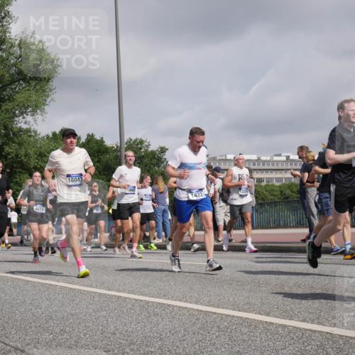 29.06.2025 - hella hamburg halbmarathon Luisa Fischer http://msf.ph/oto/8471253 29.06.2025 10:00:32 Kennedybrücke 2946, 3058, 9214, 16047, 10860, 1422, 12224, 119, 1193, 1320, 1321, 1422, 2252, 2946, 3048, 3058, 3999, 4379, 5032, 5633, 6374, 6569, 6776, 7134, 7478, 7742, 7952, 7973, 8172, 8973, 9214, 9227, 10368, 10376, 10860 meine-sportfotos.de