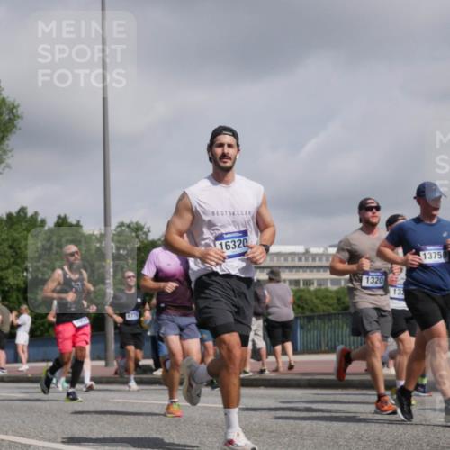 29.06.2025 - hella hamburg halbmarathon Luisa Fischer http://msf.ph/oto/8471306 29.06.2025 10:00:36 Kennedybrücke 16320, 1320, 132, 13750, 1320, 1321, 1870, 2252, 2397, 2946, 3058, 4379, 5032, 6569, 6628, 6776, 7134, 7478, 7594, 7742, 7952, 7973, 8176, 8973, 9214, 9227, 10860 meine-sportfotos.de