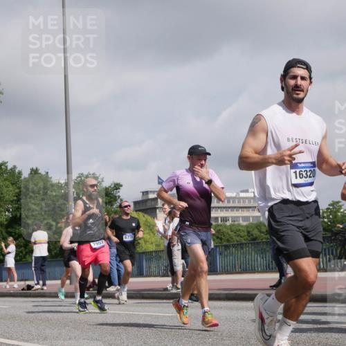 29.06.2025 - hella hamburg halbmarathon Luisa Fischer http://msf.ph/oto/8471320 29.06.2025 10:00:37 Kennedybrücke 7952, 6776, 16320, 1320, 321, 1320, 1321, 1335, 1870, 2252, 2397, 2946, 3058, 4379, 5032, 6569, 6628, 6776, 7478, 7594, 7742, 7952, 7973, 8176, 8689, 8973, 9227 meine-sportfotos.de