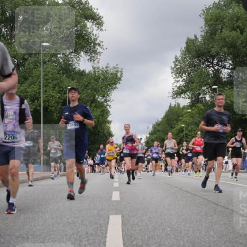 29.06.2025 - hella hamburg halbmarathon Luisa Fischer http://msf.ph/oto/8471643 29.06.2025 10:44:21 Kennedybrücke 13290, 2206, 16085, 15154, 7879, 1234, 12610, 8878, 4044, 7293, 7585, 7829, 8878, 10269, 10644 meine-sportfotos.de