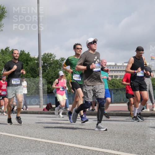 29.06.2025 - hella hamburg halbmarathon Luisa Fischer http://msf.ph/oto/8471713 29.06.2025 10:00:47 Kennedybrücke 2448, 6355, 6356, 7724, 8689, 986, 17765, 1335, 1179, 1258, 1335, 1563, 1870, 2397, 2448, 2488, 2612, 2636, 4814, 4986, 5672, 6356, 7594, 7646, 7724, 7976, 8176, 8689, 9065, 9145, 9835 meine-sportfotos.de