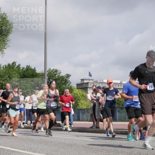 29.06.2025 - hella hamburg halbmarathon Luisa Fischer http://msf.ph/oto/8471907 29.06.2025 10:00:54 Kennedybrücke 8, 4814, 15, 1513, 983, 19120, 9163, 15061, 612, 797, 1179, 1563, 2448, 2488, 2612, 2636, 3251, 4814, 5093, 5672, 6164, 6897, 7409, 7976, 8508, 9057, 9065, 9145, 9656, 9835 meine-sportfotos.de
