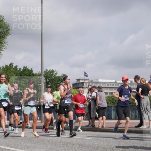 29.06.2025 - hella hamburg halbmarathon Luisa Fischer http://msf.ph/oto/8471929 29.06.2025 10:00:55 Kennedybrücke 8, 3, 4814, 15134, 9835, 15125, 19120, 163, 15061, 2612, 1179, 1563, 2448, 2488, 2612, 2636, 3251, 4814, 5093, 6164, 6897, 7409, 7509, 7976, 8449, 8508, 9057, 9065, 9145, 9656, 9835 meine-sportfotos.de