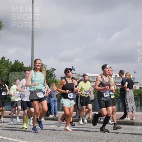 29.06.2025 - hella hamburg halbmarathon Luisa Fischer http://msf.ph/oto/8471956 29.06.2025 10:00:56 Kennedybrücke 1698, 7640, 1160, 1217, 4814, 1513, 3065, 19120, 15, 1179, 1563, 2070, 2488, 2612, 2636, 3251, 4814, 5093, 6164, 6897, 7409, 7509, 7976, 8449, 8508, 9057, 9065, 9656, 9835 meine-sportfotos.de