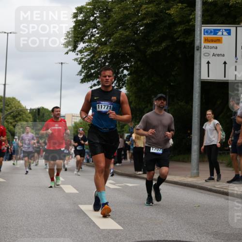 29.06.2025 - hella hamburg halbmarathon Yannick Fuchs http://msf.ph/oto/8472098 29.06.2025 10:57:42 20KM 1184, 1254, 1316, 1464, 1722, 1724, 1940, 2685, 4328, 4370, 5305, 5384, 7243, 7290, 7333, 8561, 9191, 9439, 9681, 10705, 10766, 10866, 11149, 11527, 11657, 11771, 12315, 12316, 12513, 12662, 13171, 13841, 14135, 14313, 14493, 15093, 15532, 15550, 15897, 16424, 16426, 16639, 16995, 17061, 17071, 17437, 17730, 17894, 18122, 18717 meine-sportfotos.de