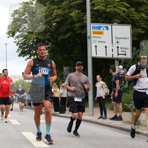 29.06.2025 - hella hamburg halbmarathon Yannick Fuchs http://msf.ph/oto/8472207 29.06.2025 10:57:42 20KM 1184, 1254, 1316, 1464, 1722, 1724, 1940, 2685, 4328, 4370, 5305, 5384, 7243, 7290, 7333, 8561, 9191, 9439, 9681, 10705, 10766, 10866, 11149, 11527, 11657, 11771, 12315, 12316, 12513, 12662, 13171, 13841, 14135, 14313, 14493, 15093, 15532, 15550, 15897, 16424, 16426, 16639, 16995, 17061, 17071, 17437, 17730, 17894, 18122, 18717 meine-sportfotos.de