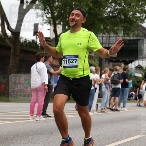 29.06.2025 - hella hamburg halbmarathon Yannick Fuchs http://msf.ph/oto/8472329 29.06.2025 10:57:43 20KM 1184, 1254, 1316, 1464, 1722, 1724, 1940, 2685, 4328, 4370, 5305, 5384, 7243, 7290, 7333, 8561, 9191, 9439, 10705, 10766, 10866, 11149, 11527, 11657, 11771, 12315, 12316, 12513, 12662, 13171, 13841, 14135, 14313, 14493, 15093, 15532, 15550, 15897, 16424, 16426, 16639, 16995, 17061, 17071, 17437, 17730, 17894, 18122, 18717 meine-sportfotos.de