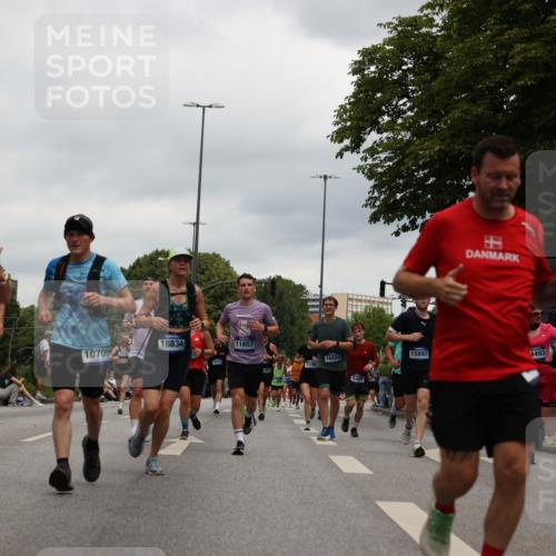 29.06.2025 - hella hamburg halbmarathon Yannick Fuchs http://msf.ph/oto/8472598 29.06.2025 10:57:45 20KM 1184, 1254, 1316, 1334, 1464, 1940, 2685, 4328, 5305, 5384, 7243, 7290, 8561, 9191, 9439, 10705, 10766, 10866, 11149, 11527, 11657, 11771, 12315, 12316, 12662, 13171, 13841, 14135, 14493, 15093, 15532, 15550, 15897, 16424, 16426, 16639, 16995, 17061, 17071, 17437, 17685, 17686, 17730, 17894, 18122, 18581, 18717 meine-sportfotos.de