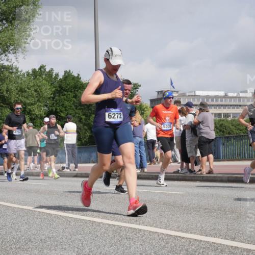29.06.2025 - hella hamburg halbmarathon Luisa Fischer http://msf.ph/oto/8472813 29.06.2025 10:01:17 Kennedybrücke 6754, 17825, 8825, 6272, 5305, 13691, 1034, 1285, 1815, 2029, 3041, 3819, 5259, 5305, 5378, 5721, 6272, 6754, 7856, 8311, 8825, 10084 meine-sportfotos.de
