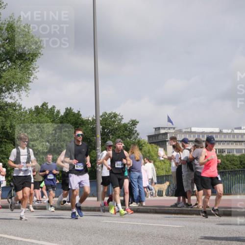 29.06.2025 - hella hamburg halbmarathon Luisa Fischer http://msf.ph/oto/8472864 29.06.2025 10:01:18 Kennedybrücke 2029, 17348, 15389, 828, 18551, 6754, 8825, 1034, 1285, 2029, 2034, 3041, 3819, 5259, 5305, 5378, 5721, 6272, 6754, 7856, 8311, 8825, 10084 meine-sportfotos.de