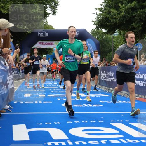 29.06.2025 - hella hamburg halbmarathon Strokosch-Dieckow http://msf.ph/oto/8472961 29.06.2025 10:47:58 Ziel 1086, 1604, 1613, 4324, 4528, 4601, 5022, 6377, 6836, 9638, 12706, 12724, 12747, 12808, 13570, 14730, 15333, 16149, 16766, 17451, 18206, 18922, 19198 meine-sportfotos.de