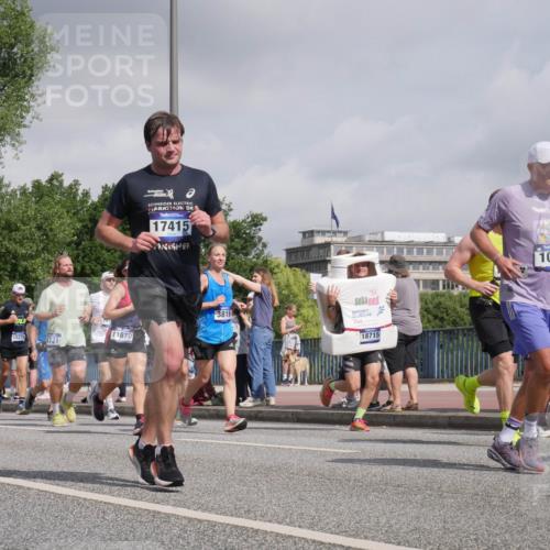 29.06.2025 - hella hamburg halbmarathon Luisa Fischer http://msf.ph/oto/8473033 29.06.2025 10:01:23 Kennedybrücke 7369, 1285, 15275, 5721, 17415, 11870, 3819, 2, 1, 18715, 1034, 1034, 1285, 1727, 2029, 2034, 2518, 2656, 2883, 3819, 3859, 5077, 5259, 5305, 5721, 6433, 6754, 6877, 7369, 7732, 7856, 8393, 8825, 9770, 10084 meine-sportfotos.de