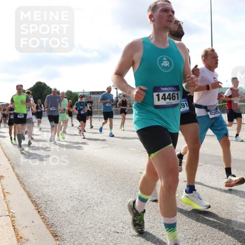 29.06.2025 - hella hamburg halbmarathon Lena Gebhardt http://msf.ph/oto/8473045 29.06.2025 09:55:41 Lombardsbrücke 12519, 11977, 14461, 91, 4345, 1120, 1143, 1151, 1216, 1267, 1461, 1630, 1683, 1696, 1706, 1884, 1976, 2207, 2274, 2284, 2287, 2411, 2706, 2708, 2718, 2818, 2884, 3087, 3213, 3399, 3435, 3543, 3654, 3692, 3747, 3945, 3985, 4033, 4088, 4093, 4127, 4189, 4324, 4345, 4346, 4601, 4847, 4890, 4938, 5102, 5116, 5421, 5459, 5708, 5915, 6009, 6054, 6158, 6421, 6481, 6532, 6662, 6691, 6836, 6938, 6994, 7052, 7056, 7100, 7224, 7269, 7312 meine-sportfotos.de
