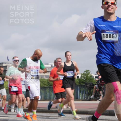 29.06.2025 - hella hamburg halbmarathon Luisa Fischer http://msf.ph/oto/8473285 29.06.2025 10:01:29 Kennedybrücke 70, 1732, 2656, 3859, 3470, 18867, 6433, 1285, 1727, 2034, 2518, 2656, 2883, 3334, 3859, 3952, 4152, 4167, 5077, 5721, 6433, 6592, 6657, 6759, 6877, 7369, 7732, 8393, 9770, 10724 meine-sportfotos.de