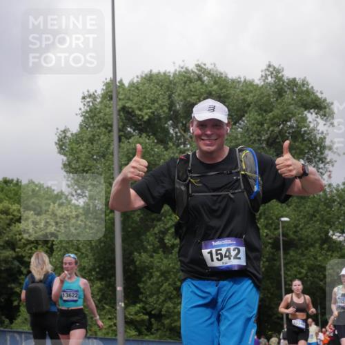 29.06.2025 - hella hamburg halbmarathon Luisa Fischer http://msf.ph/oto/8473695 29.06.2025 10:45:19 Kennedybrücke 13622, 1542, 1034, 1623, 1648, 1648, 3459, 4329, 4885, 5942, 6137, 6450, 6726, 7968, 8004, 8162, 8163, 9588, 10181, 10872 meine-sportfotos.de