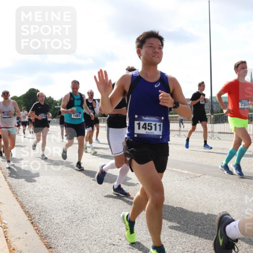 29.06.2025 - hella hamburg halbmarathon Lena Gebhardt http://msf.ph/oto/8474130 29.06.2025 09:55:44 Lombardsbrücke 1530, 1461, 14511, 8977, 7367, 234, 1120, 1143, 1151, 1216, 1257, 1267, 1461, 1630, 1683, 1689, 1696, 1706, 1884, 1976, 2207, 2250, 2274, 2284, 2287, 2411, 2706, 2708, 2718, 2818, 2864, 2884, 3087, 3213, 3399, 3435, 3543, 3654, 3692, 3747, 3945, 3985, 4033, 4088, 4093, 4127, 4189, 4324, 4345, 4346, 4557, 4601, 4847, 4890, 4938, 5102, 5116, 5421, 5459, 5708, 5915, 6009, 6054, 6158, 6421, 6481, 6532, 6662, 6691, 6836, 6994, 7052, 7056, 7100, 7224, 7269, 7312 meine-sportfotos.de
