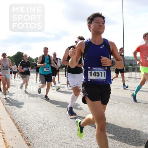 29.06.2025 - hella hamburg halbmarathon Lena Gebhardt http://msf.ph/oto/8474187 29.06.2025 09:55:45 Lombardsbrücke 15300, 15636, 1461, 14511, 7367, 1120, 1143, 1151, 1216, 1257, 1267, 1461, 1507, 1630, 1683, 1689, 1696, 1706, 1884, 1976, 2207, 2250, 2284, 2287, 2411, 2706, 2708, 2718, 2818, 2864, 2884, 3087, 3213, 3399, 3435, 3543, 3654, 3692, 3747, 3945, 3985, 4033, 4088, 4093, 4127, 4189, 4324, 4345, 4346, 4557, 4601, 4847, 4890, 4938, 5102, 5116, 5421, 5459, 5708, 5915, 6009, 6054, 6134, 6158, 6421, 6481, 6532, 6662, 6691, 6836, 6994, 7052, 7056, 7100, 7224, 7269, 7312 meine-sportfotos.de