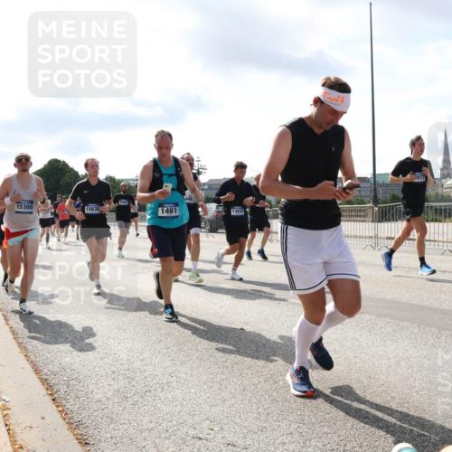 29.06.2025 - hella hamburg halbmarathon Lena Gebhardt http://msf.ph/oto/8474280 29.06.2025 09:55:45 Lombardsbrücke 048, 6994, 15300, 15636, 1461, 13032, 3977, 1120, 1143, 1151, 1216, 1257, 1267, 1461, 1507, 1630, 1683, 1689, 1696, 1706, 1884, 1976, 2207, 2250, 2284, 2287, 2411, 2706, 2708, 2718, 2818, 2864, 2884, 3087, 3213, 3399, 3435, 3543, 3654, 3692, 3747, 3945, 3985, 4033, 4088, 4093, 4127, 4189, 4324, 4345, 4346, 4557, 4601, 4847, 4890, 4938, 5102, 5116, 5421, 5459, 5708, 5915, 6009, 6054, 6134, 6158, 6421, 6481, 6532, 6662, 6691, 6836, 6994, 7052, 7056, 7100, 7224, 7269, 7312 meine-sportfotos.de