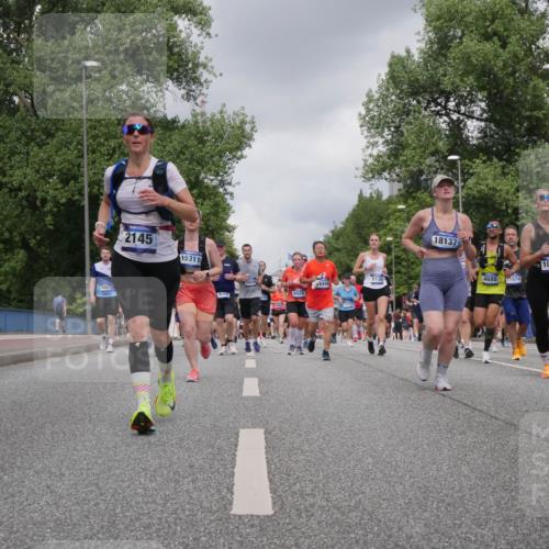 29.06.2025 - hella hamburg halbmarathon Luisa Fischer http://msf.ph/oto/8474332 29.06.2025 10:45:49 Kennedybrücke 2145, 15311, 9467, 14426, 9008, 6828, 14486, 6136, 18137, 1062, 4680, 11074, 14585, 1752, 2134, 4680, 5419, 6136, 6828, 7040, 7043, 7260, 9644, 10623, 10842 meine-sportfotos.de