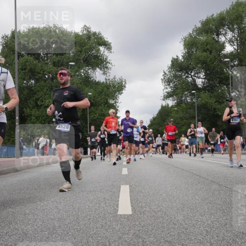 29.06.2025 - hella hamburg halbmarathon Luisa Fischer http://msf.ph/oto/8474835 29.06.2025 10:46:14 Kennedybrücke 5417, 6120, 7557, 435, 2450, 8161, 1150, 1656, 2450, 2580, 2941, 4334, 4778, 4891, 4892, 5268, 5403, 6764, 7515, 7557, 8161, 8435, 10008, 10697, 10734 meine-sportfotos.de