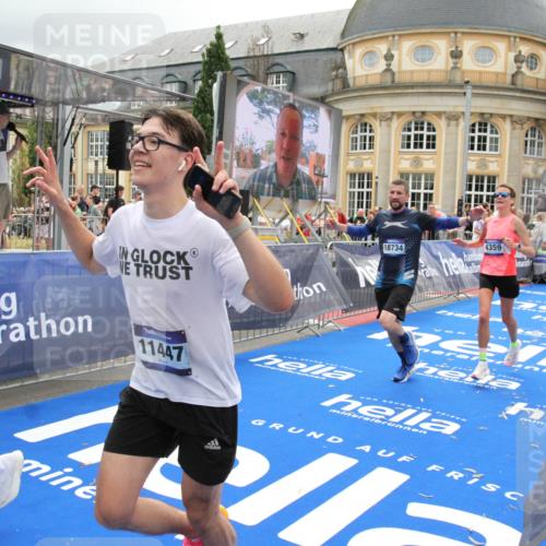 29.06.2025 - hella hamburg halbmarathon Michael Strokosch http://msf.ph/oto/8476318 29.06.2025 10:39:06 Ziel 1164, 1445, 1803, 2262, 3136, 4359, 4759, 6682, 6686, 6687, 11447, 11619, 12137, 15561, 15873, 16820, 18734, 19151 meine-sportfotos.de