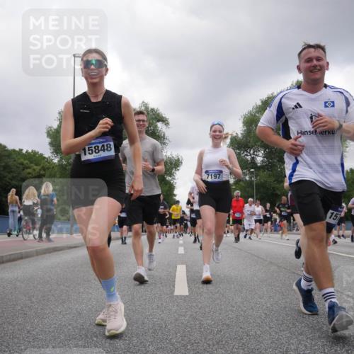 29.06.2025 - hella hamburg halbmarathon Luisa Fischer http://msf.ph/oto/8476590 29.06.2025 10:47:18 Kennedybrücke 164, 15848, 7197, 151, 5192, 2258, 3597, 4636, 4866, 5001, 5192, 5201, 5649, 5902, 5905, 6334, 6931, 7197, 8504, 9879, 10006, 10097, 10220 meine-sportfotos.de