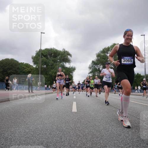 29.06.2025 - hella hamburg halbmarathon Luisa Fischer http://msf.ph/oto/8477006 29.06.2025 10:47:40 Kennedybrücke 12803, 1300, 19031, 3065, 1026, 1095, 1802, 1804, 2073, 3065, 4968, 5127, 5355, 7489, 8763, 8870, 9331, 9333, 10707 meine-sportfotos.de