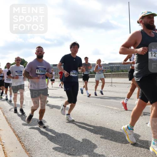 29.06.2025 - hella hamburg halbmarathon Lena Gebhardt http://msf.ph/oto/8477178 29.06.2025 09:55:55 Lombardsbrücke 18031, 1845, 7224, 17201, 17734, 18487, 1216, 1825, 1061, 1120, 1143, 1151, 1216, 1257, 1267, 1461, 1502, 1507, 1630, 1689, 1884, 1976, 2083, 2250, 2260, 2284, 2504, 2706, 2708, 2718, 2818, 2864, 2884, 3060, 3087, 3213, 3399, 3543, 3654, 3692, 3945, 3985, 4033, 4088, 4127, 4324, 4345, 4346, 4557, 4601, 4847, 4890, 4938, 5116, 5421, 5459, 5915, 6009, 6054, 6115, 6134, 6421, 6481, 6532, 6691, 6994, 7056, 7100, 7178, 7224, 7269, 7332, 8335, 8989 meine-sportfotos.de