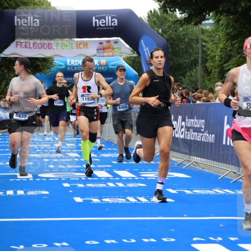 29.06.2025 - hella hamburg halbmarathon Strokosch-Dieckow http://msf.ph/oto/8477219 29.06.2025 10:46:01 Ziel 2189, 2707, 4277, 5648, 6460, 6532, 7961, 8269, 8577, 8871, 9585, 11125, 11936, 12084, 12269, 13630, 14462, 14804, 15149, 16136, 16466, 16475, 17008, 18081, 18702, 19116 meine-sportfotos.de