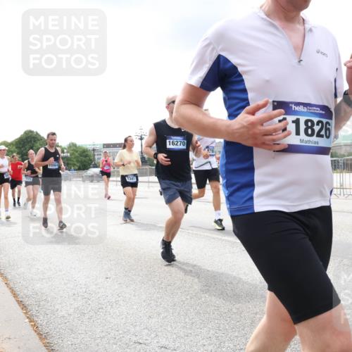 29.06.2025 - hella hamburg halbmarathon Lena Gebhardt http://msf.ph/oto/8477657 29.06.2025 10:33:23 Lombardsbrücke 591, 15964, 3341, 16270, 9781, 1826, 1324, 1764, 1995, 2038, 2054, 2085, 2342, 2776, 2838, 2959, 3170, 3341, 3391, 3708, 3812, 3871, 4030, 4096, 4164, 4361, 4433, 4445, 4449, 4555, 4650, 5075, 5110, 5180, 5569, 5581, 5917, 6109, 6773, 6854, 6861, 6999, 7653, 7705, 7982, 8021, 8157, 8170, 8282, 8595, 8891, 9143, 9234, 9258, 9289, 9438, 9471, 9591, 9592, 9750, 9768, 9780, 9799, 11229, 11260, 11713, 11811, 11826, 12039, 12423, 12424, 14305, 14743, 15951 meine-sportfotos.de