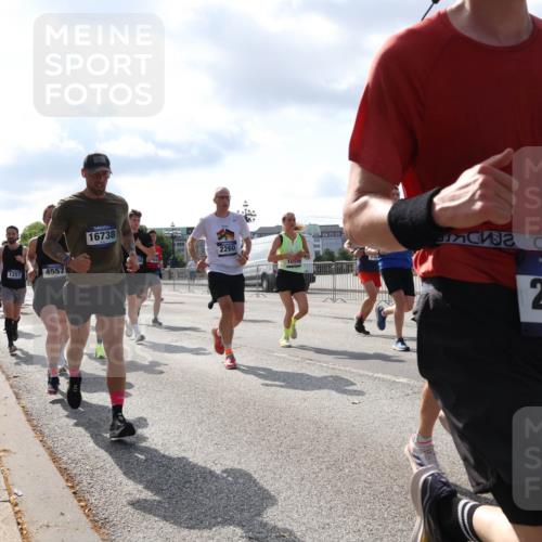 29.06.2025 - hella hamburg halbmarathon Lena Gebhardt http://msf.ph/oto/8478550 29.06.2025 09:56:02 Lombardsbrücke 1257, 4557, 16738, 2260, 2250, 1061, 1120, 1143, 1151, 1216, 1257, 1267, 1461, 1499, 1502, 1507, 1592, 1630, 1689, 2083, 2250, 2260, 2284, 2504, 2706, 2708, 2718, 2818, 2864, 2884, 3060, 3213, 3399, 3543, 3654, 3692, 3945, 3985, 4033, 4077, 4088, 4127, 4324, 4345, 4346, 4557, 4601, 4847, 4890, 5116, 5421, 5459, 5607, 6009, 6054, 6115, 6134, 6168, 6421, 6481, 6691, 6994, 7056, 7100, 7178, 7224, 7269, 7332, 7943, 8335, 8514, 8968, 8989, 9246, 9537, 10596 meine-sportfotos.de