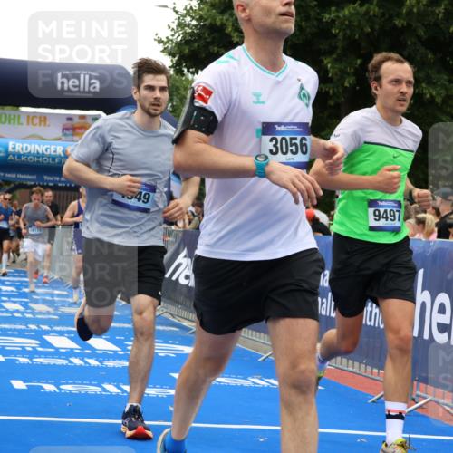 29.06.2025 - hella hamburg halbmarathon Strokosch-Dieckow http://msf.ph/oto/8479875 29.06.2025 10:46:16 Ziel 1569, 1600, 1759, 2048, 2590, 3056, 3087, 4949, 6388, 6691, 7335, 7450, 8142, 9497, 10796, 11094, 11185, 11773, 12171, 12651, 13698, 14200, 14262, 16127, 17190, 18118, 18211, 18637, 18797 meine-sportfotos.de