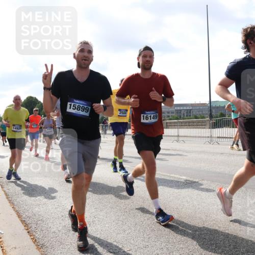 29.06.2025 - hella hamburg halbmarathon Lena Gebhardt http://msf.ph/oto/8480168 29.06.2025 09:56:09 Lombardsbrücke 14928, 18729, 8989, 15899, 2504, 16149, 11645, 1450, 1061, 1143, 1216, 1257, 1267, 1452, 1461, 1499, 1502, 1507, 1592, 1630, 1689, 2083, 2250, 2260, 2284, 2504, 2818, 2864, 2884, 3060, 3256, 3399, 3543, 3654, 3692, 3945, 4033, 4077, 4127, 4324, 4345, 4346, 4557, 4601, 5116, 5482, 5600, 5607, 5978, 6115, 6134, 6168, 6481, 6511, 6512, 6994, 7056, 7100, 7178, 7224, 7269, 7332, 7583, 7943, 8335, 8514, 8968, 8989, 8996, 9246, 9537, 10596 meine-sportfotos.de