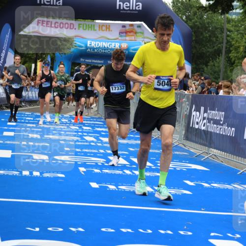 29.06.2025 - hella hamburg halbmarathon Strokosch-Dieckow http://msf.ph/oto/8480389 29.06.2025 10:45:41 Ziel 4345, 4854, 5047, 6071, 6290, 6711, 7385, 8668, 11291, 11495, 12154, 13975, 14374, 14764, 15666, 16617, 17332, 17674, 17835, 18862, 18878 meine-sportfotos.de