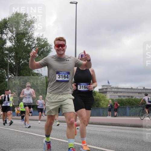 29.06.2025 - hella hamburg halbmarathon Luisa Fischer http://msf.ph/oto/8480649 29.06.2025 10:49:45 Kennedybrücke 8477, 4572, 1924, 1660, 3164, 3160, 1033, 1429, 1867, 1868, 1924, 2773, 3160, 3164, 4202, 4296, 4317, 4572, 6124, 6161, 8477, 9243, 9445, 10030, 10230, 10327, 10329 meine-sportfotos.de