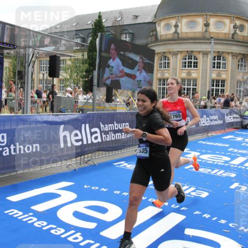 29.06.2025 - hella hamburg halbmarathon Michael Strokosch http://msf.ph/oto/8481737 29.06.2025 10:41:55 Ziel 1169, 7092, 10415, 11765, 15521, 15935, 16507 meine-sportfotos.de