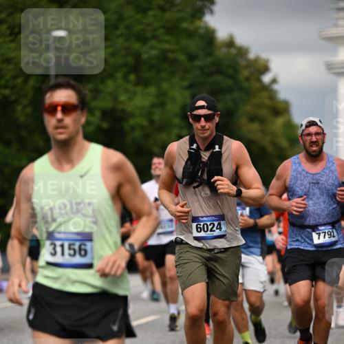 29.06.2025 - hella hamburg halbmarathon Dr. Thomas Lammeyer http://msf.ph/oto/8482101 29.06.2025 10:20:35 Kennedybrücke 1244, 1599, 1602, 2165, 2347, 2803, 2912, 3023, 3030, 3134, 3156, 3176, 3484, 3648, 3687, 4478, 4637, 5036, 6024, 6742, 6935, 7158, 7358, 7753, 7792, 7924, 7928, 8263, 8295, 8317, 8597, 8619, 8645, 8707, 8847, 8857, 9091, 9332, 9492, 9628, 9664, 9676, 9802, 9810, 9891, 10076, 10107, 10139, 10141, 10183, 10575, 11236, 11344, 11345, 11428 meine-sportfotos.de