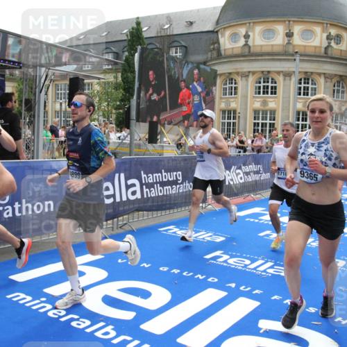 29.06.2025 - hella hamburg halbmarathon Michael Strokosch http://msf.ph/oto/8482600 29.06.2025 10:42:20 Ziel 1312, 1903, 2675, 6770, 7765, 7865, 9365, 13709, 13746, 13807, 14811, 14899, 15270, 16626, 16660, 17182, 18802 meine-sportfotos.de