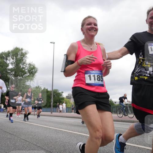 29.06.2025 - hella hamburg halbmarathon Luisa Fischer http://msf.ph/oto/8483028 29.06.2025 10:50:59 Kennedybrücke 249, 12140, 8158, 1185, 18147, 1073, 1430, 1523, 1618, 2320, 2491, 3679, 4239, 5796, 7240, 8105, 8158, 8270, 10658 meine-sportfotos.de