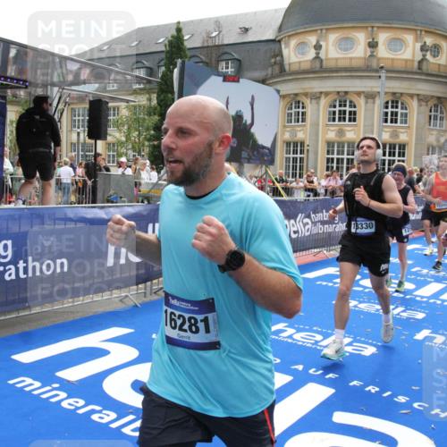 29.06.2025 - hella hamburg halbmarathon Michael Strokosch http://msf.ph/oto/8483081 29.06.2025 10:42:29 Ziel 1209, 1256, 1353, 1800, 1962, 2233, 3523, 6639, 6770, 7116, 7448, 7693, 7734, 11907, 13446, 13807, 14226, 15095, 15175, 15623, 15654, 16281, 16333, 17637, 17733, 17911, 18330 meine-sportfotos.de