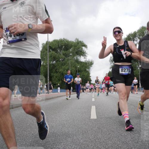 29.06.2025 - hella hamburg halbmarathon Luisa Fischer http://msf.ph/oto/8483288 29.06.2025 10:51:07 Kennedybrücke 1910, 14, 00, 7631, 7630, 8270, 3679, 1430, 1523, 2163, 2407, 2882, 3679, 4239, 4974, 5796, 6255, 6256, 6879, 8270, 9356, 10658, 10777 meine-sportfotos.de