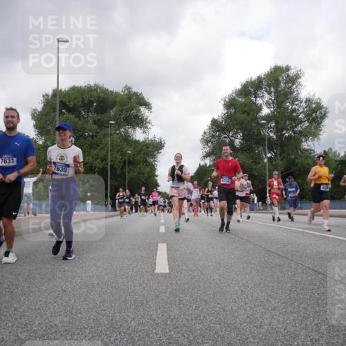 29.06.2025 - hella hamburg halbmarathon Luisa Fischer http://msf.ph/oto/8483363 29.06.2025 10:51:10 Kennedybrücke 7631, 7630, 6256, 1014, 2163, 6255, 9356, 1430, 1434, 1523, 2163, 2407, 2882, 4974, 5796, 6255, 6256, 6879, 9356, 10075, 10777 meine-sportfotos.de